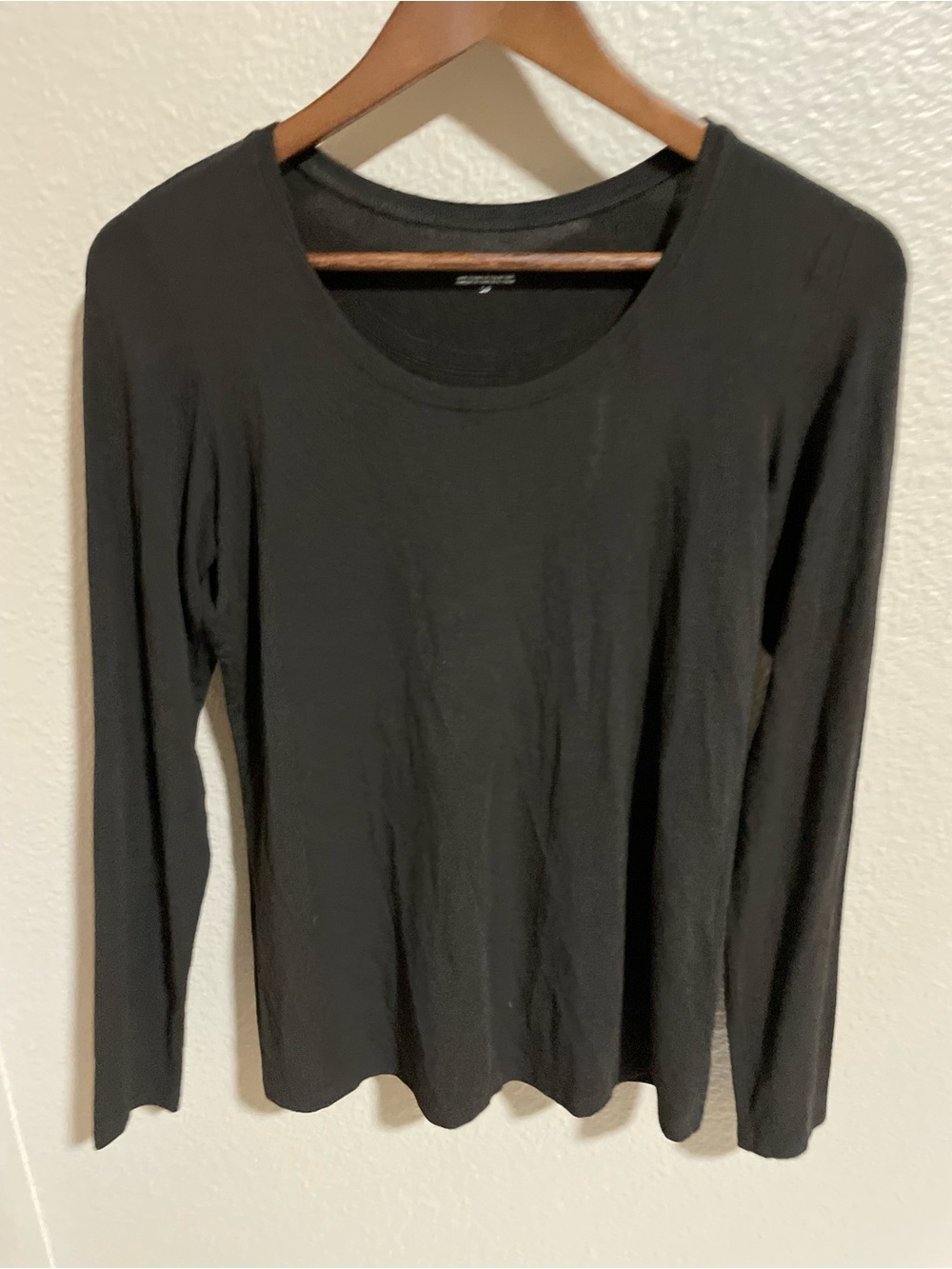 Classic Brown Long-Sleeve Scoop Neck Top